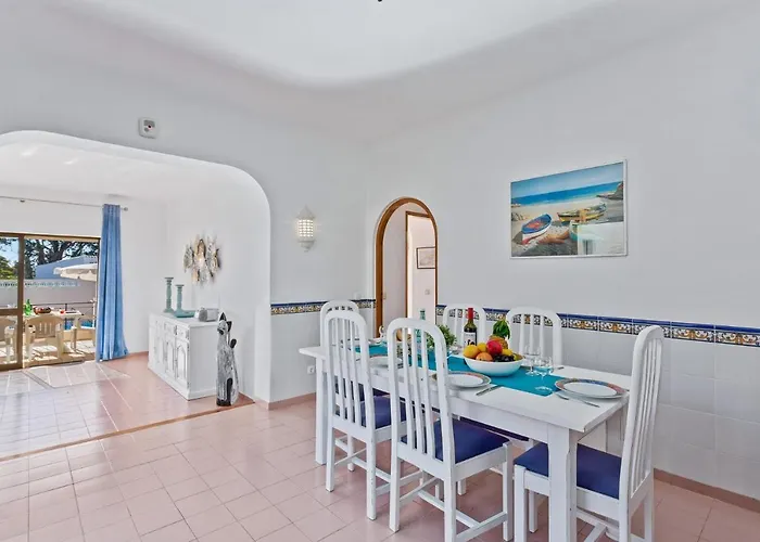 别墅 Cor De Rosa By *